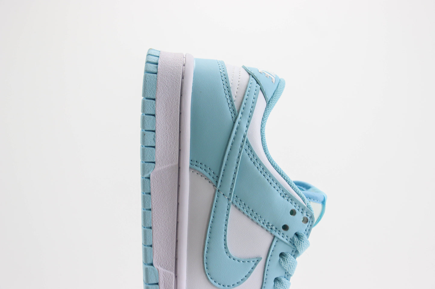 Nike Dunk Low Glacier Blue