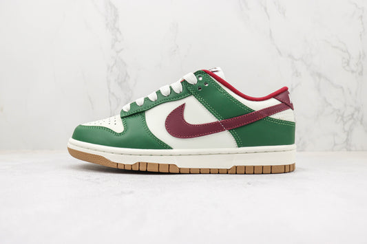 Nike Dunk Low Gorge Green