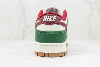 Nike Dunk Low Gorge Green
