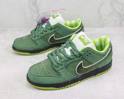 Nike Dunk Low Green Lobster