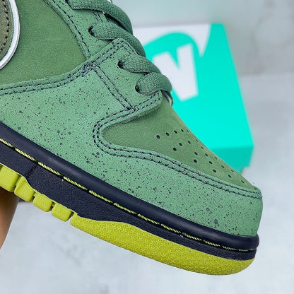 Nike Dunk Low Green Lobster