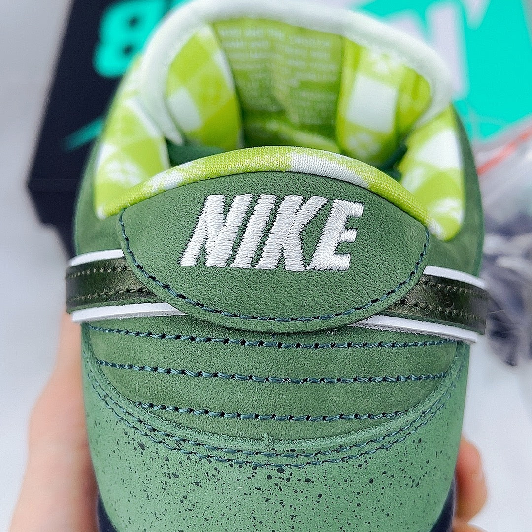 Nike Dunk Low Green Lobster