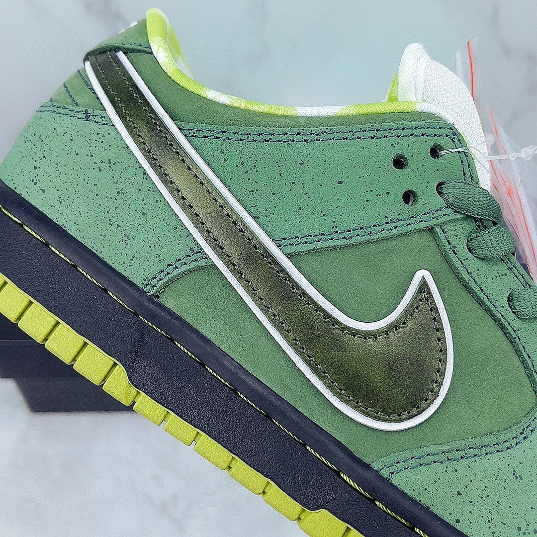 Nike Dunk Low Green Lobster