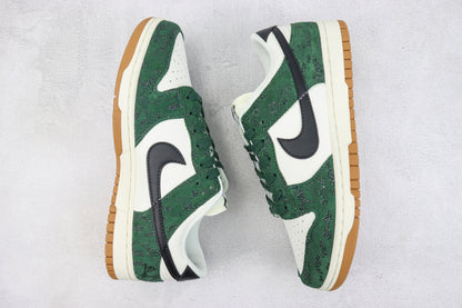 Nike Dunk Low Green Snake