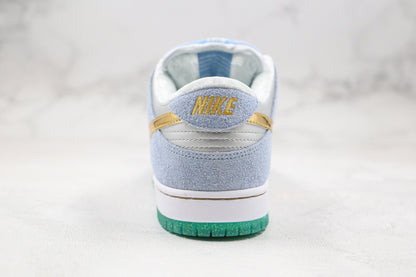 Nike Dunk Low Holiday Special