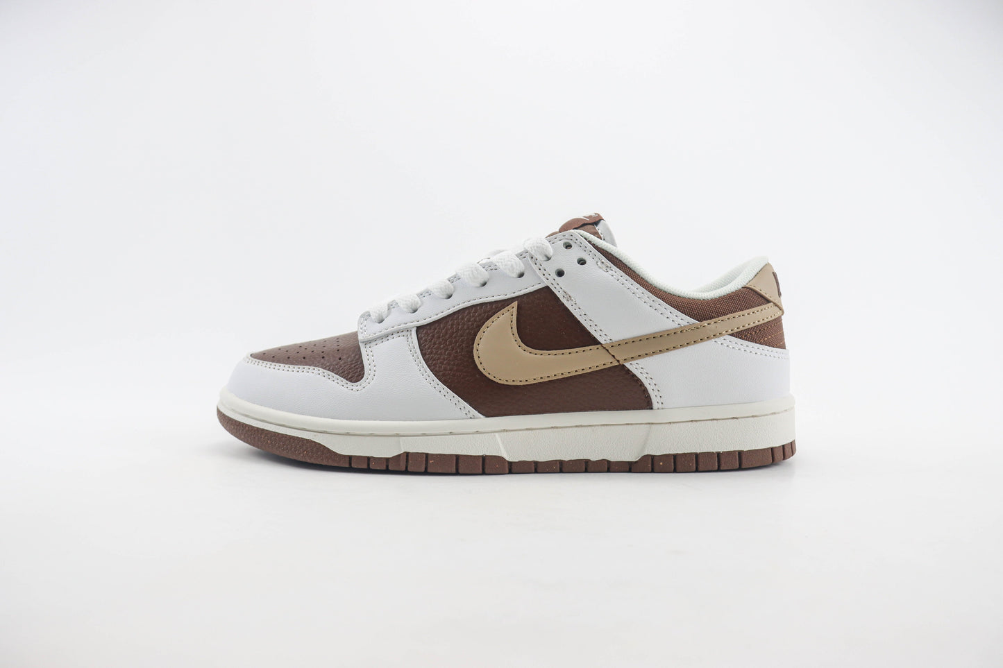 Nike Dunk Low Next Nature Mocha