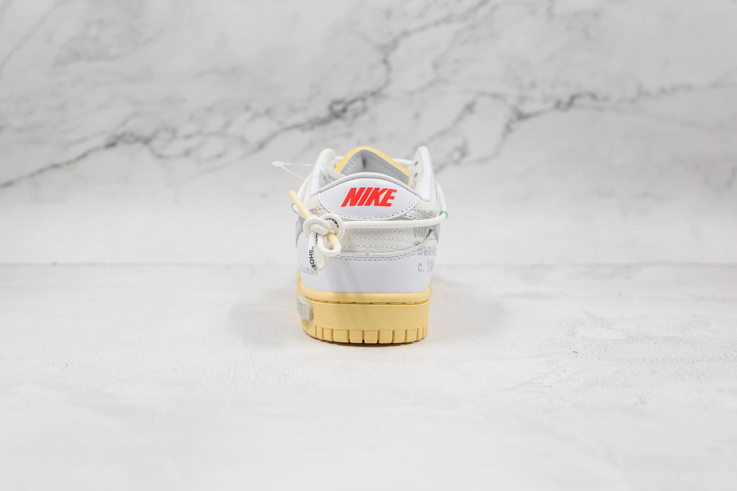 Nike Dunk Low Off White 01:50