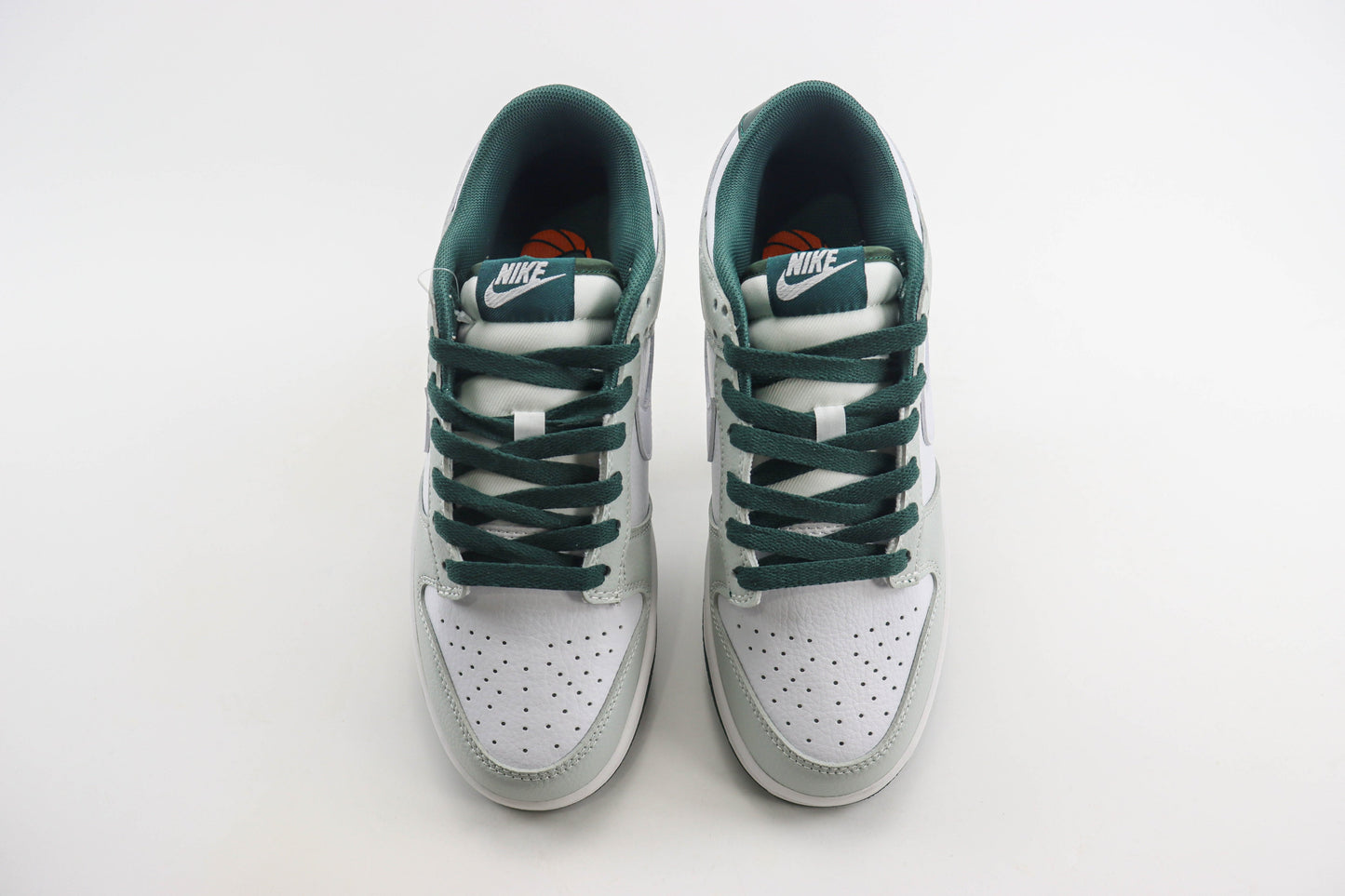 Nike Dunk Low Photon Dust Vintage Green