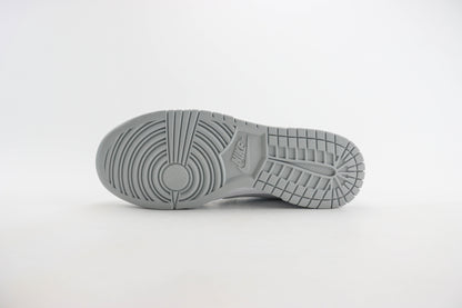 Nike Dunk Low Pure Platinum