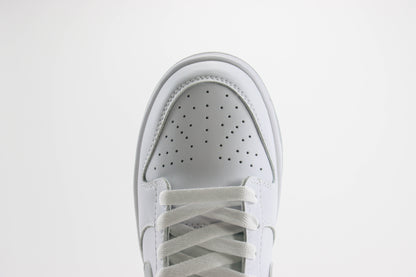 Nike Dunk Low Pure Platinum