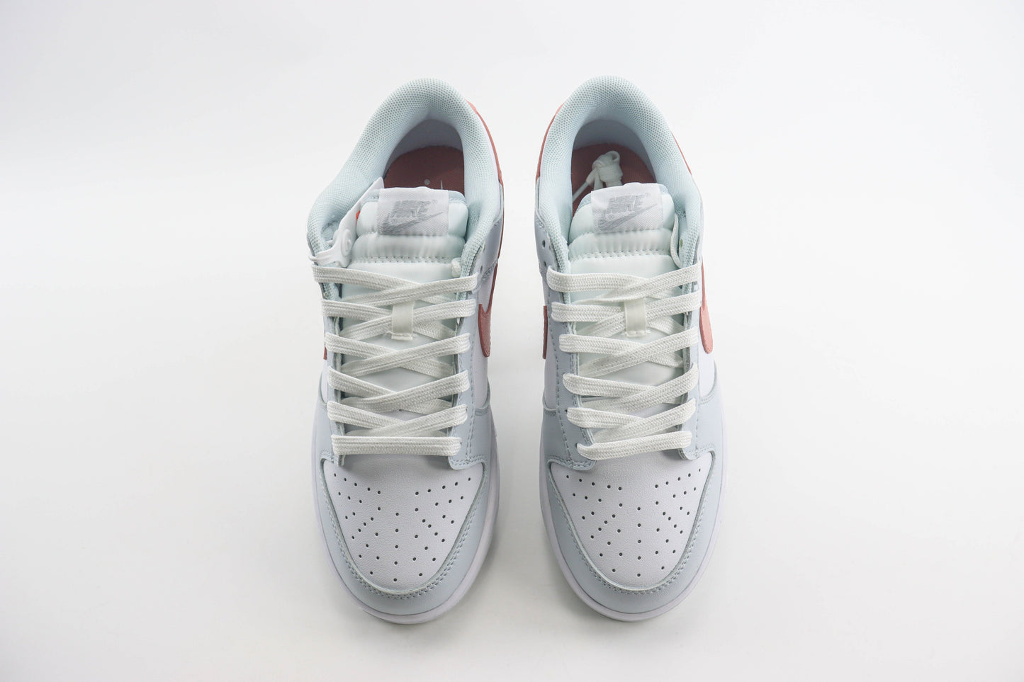 Nike Dunk Low Pure Platinum Rose Whisper