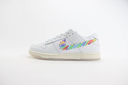 Nike Dunk Low Rainbow Swoosh