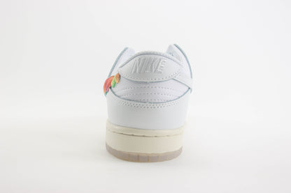 Nike Dunk Low Rainbow Swoosh