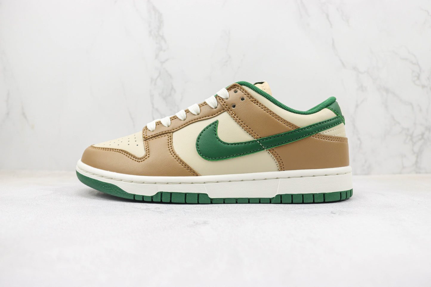 Nike Dunk Low Rattan/Gorge Green