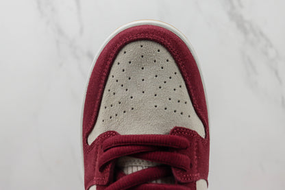 Nike Dunk Low Skate Like a Girl
