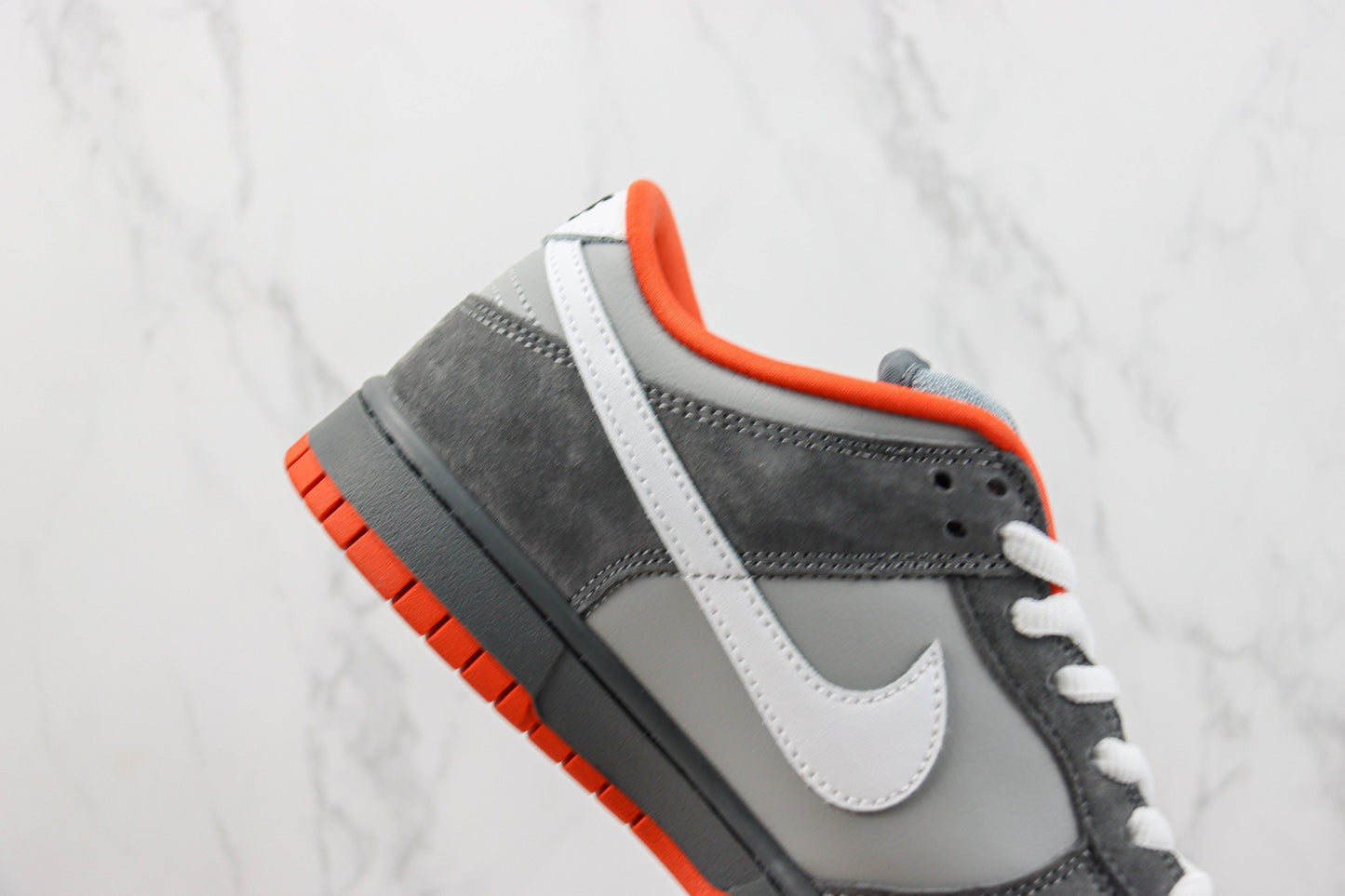 Nike Dunk Low Staple NYC Pigeon