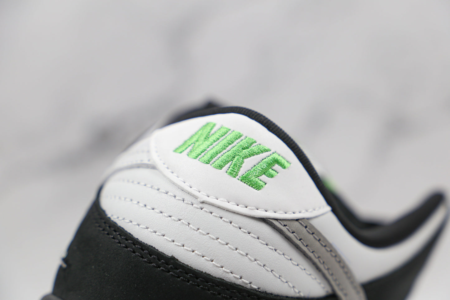 Nike Dunk Low Staple Panda Pigeon