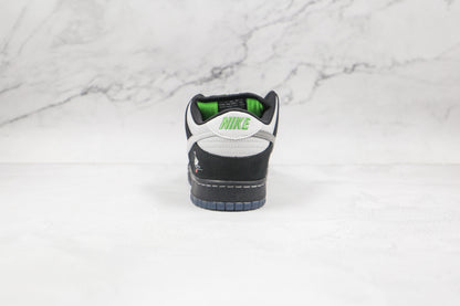 Nike Dunk Low Staple Panda Pigeon