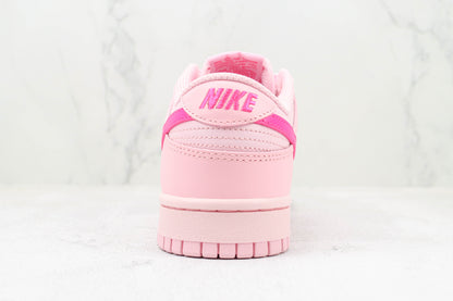 Nike Dunk Low Triple Pink