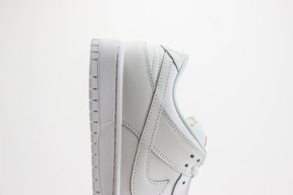 Nike Dunk Low Triple White