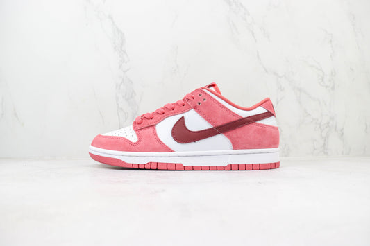 Nike Dunk Low Valentine's Day Red