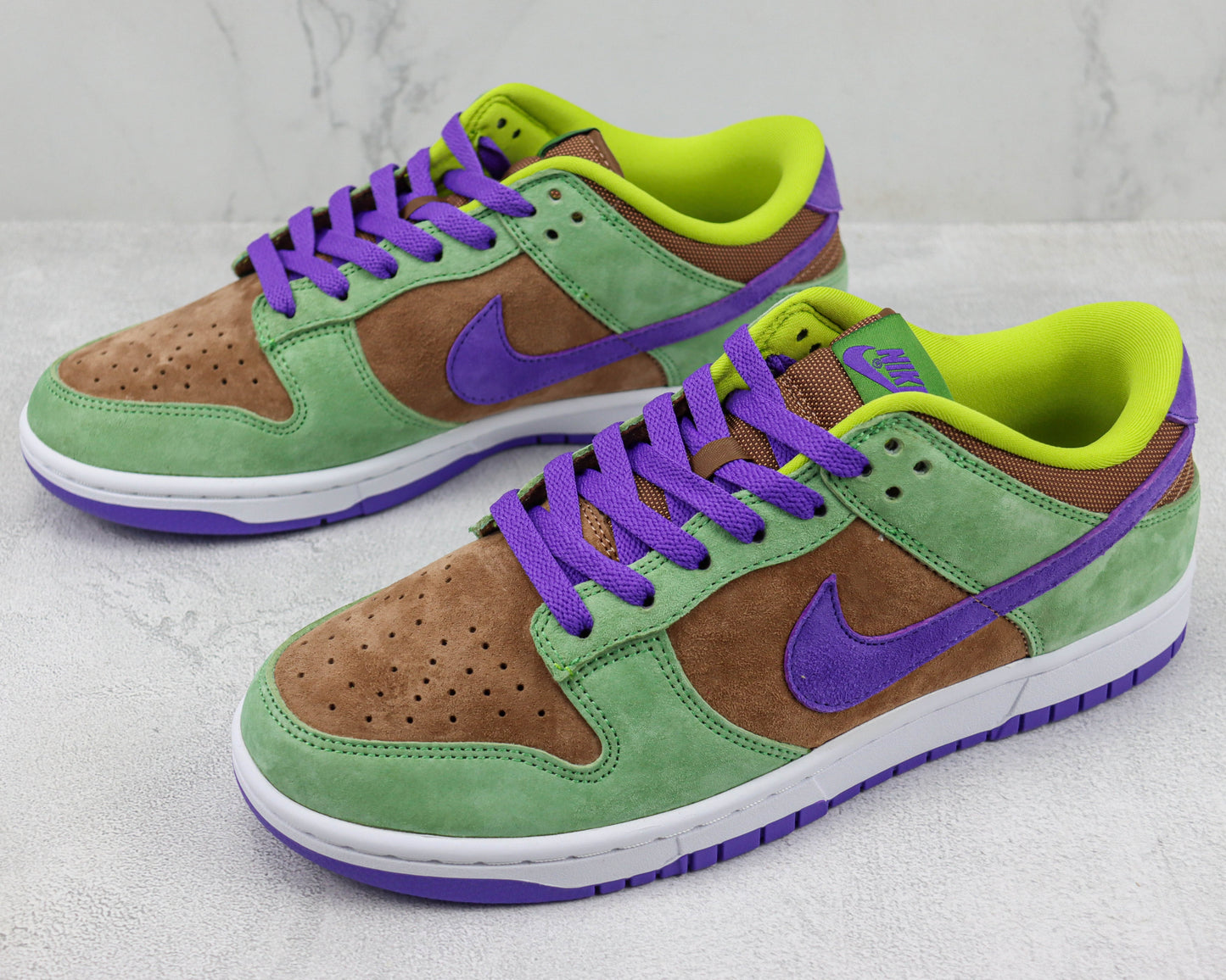 Nike Dunk Low Veener