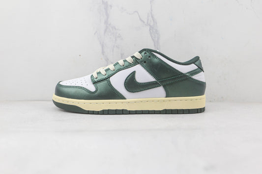 Nike Dunk Low Vintage Green