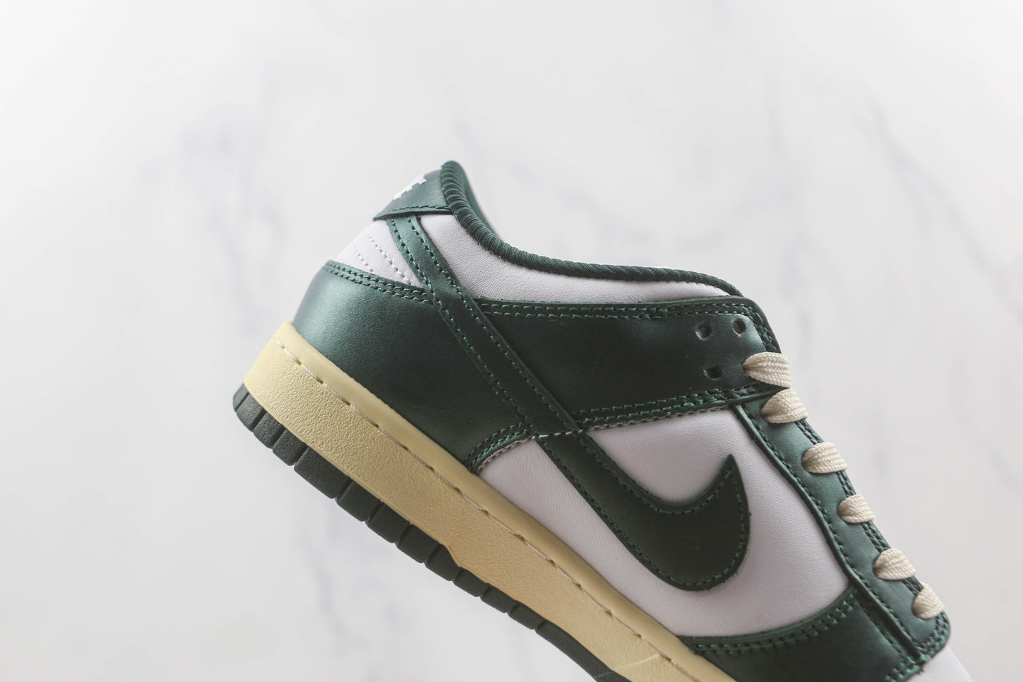 Nike Dunk Low Vintage Green