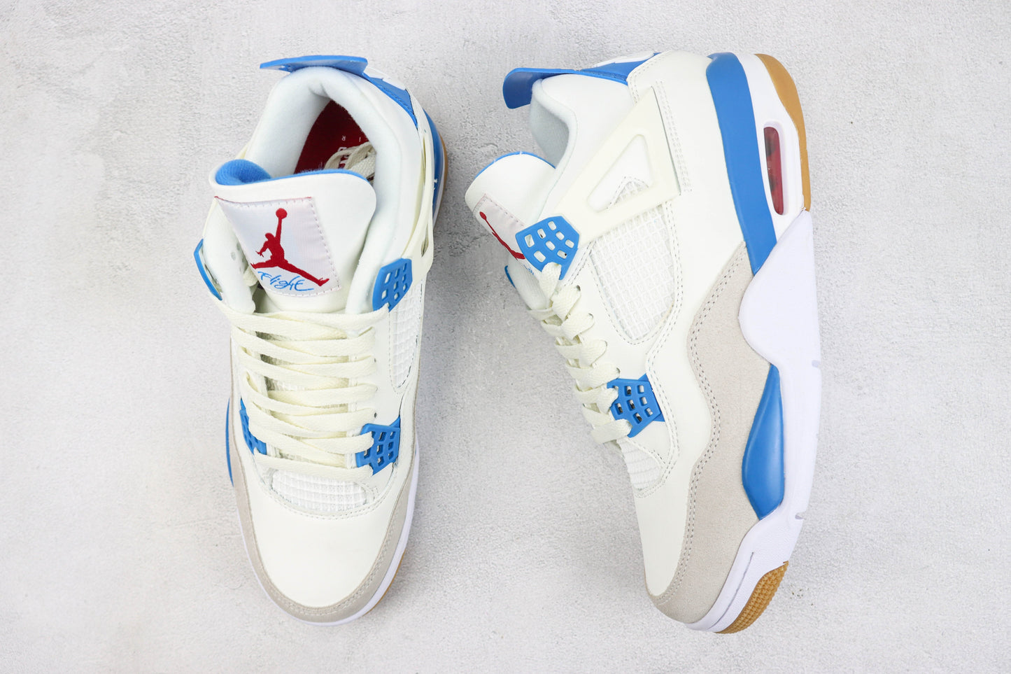 Nike SB x Air Jordan 4 Retro Blue Sapphire