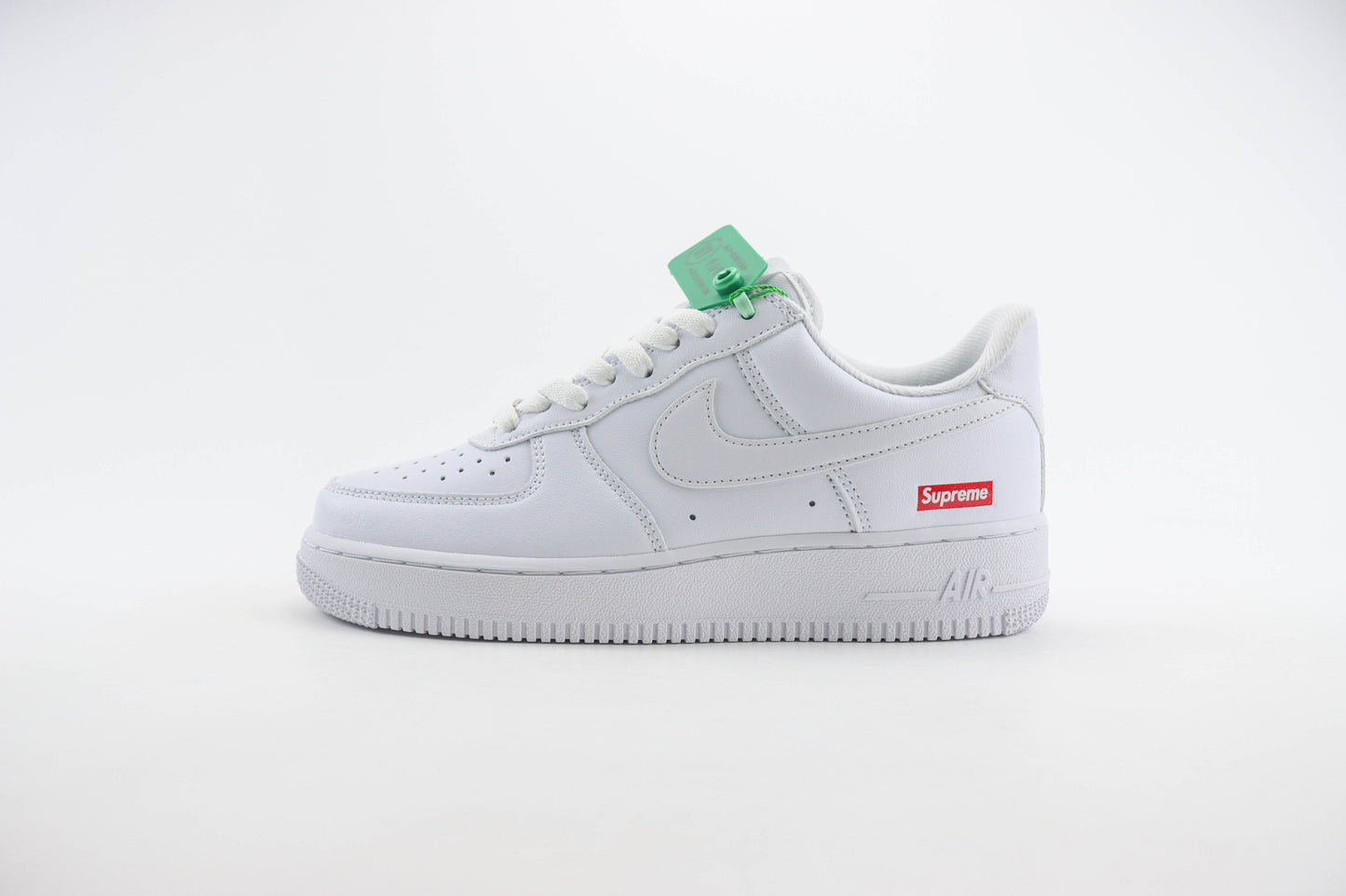 Nike X Supreme Air Force 1 Low White